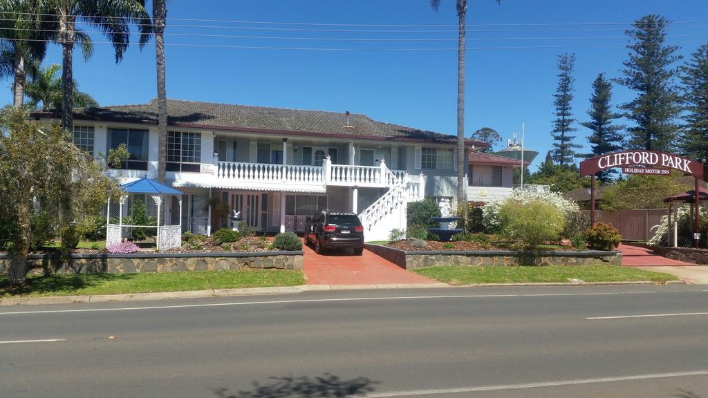 Clifford Park Motor Inn Toowoomba Εξωτερικό φωτογραφία
